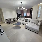 Quick Stop Apartment